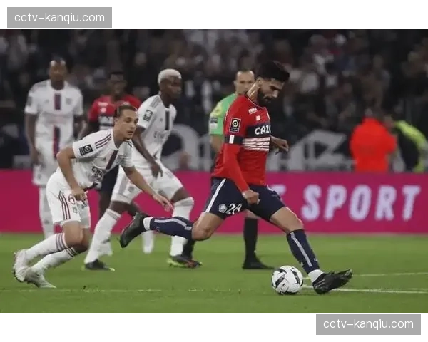 里昂伤病潮下仍取13连胜，团队力量超越个人英雄主义